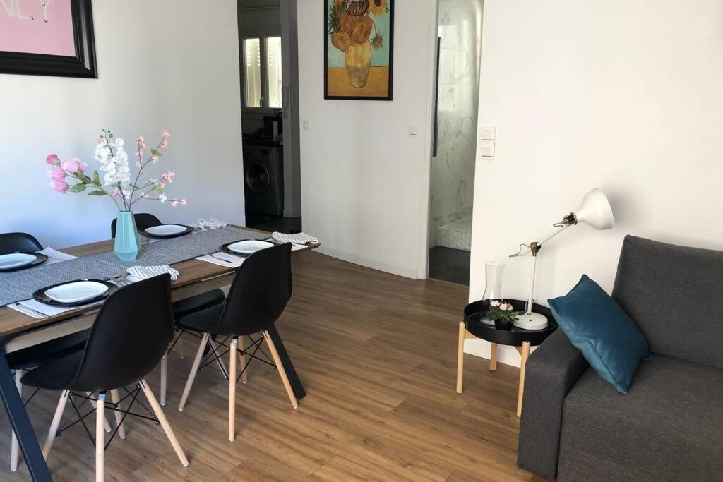 Magnifique T3 Dans Résidence Au Centre De * Toulon