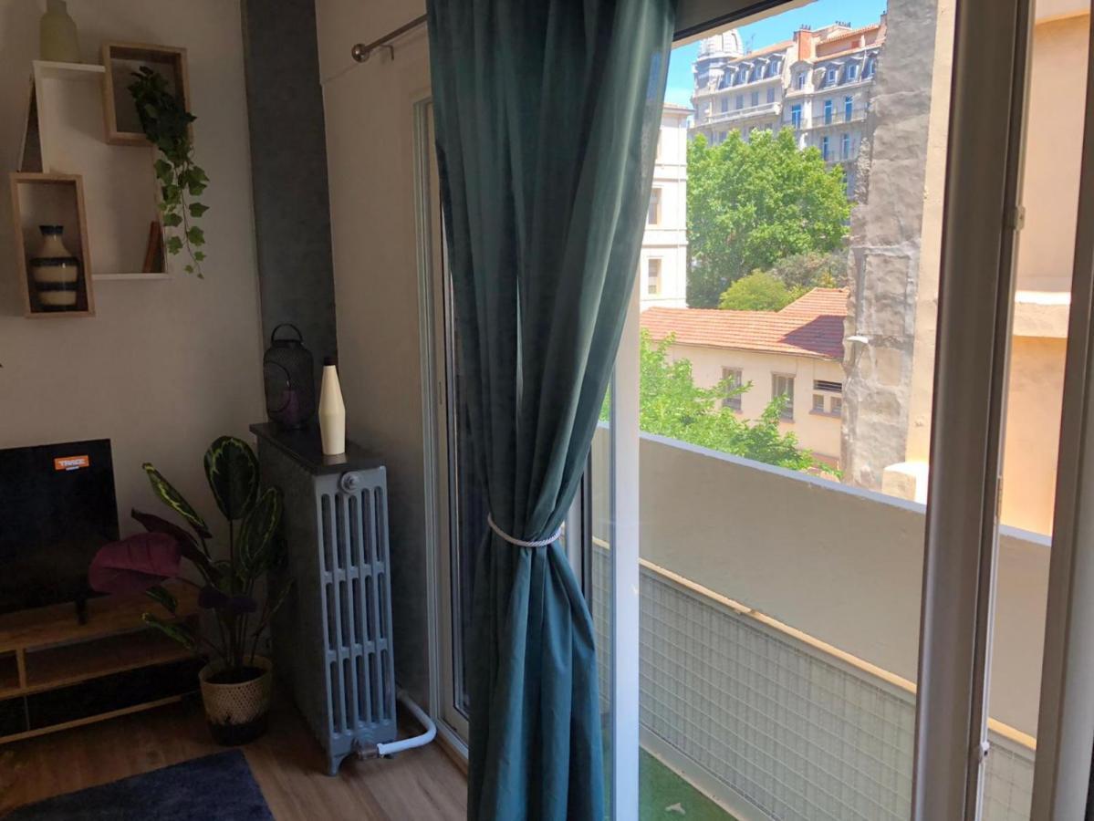 Magnifique T3 Dans Résidence Au Centre De Appartement